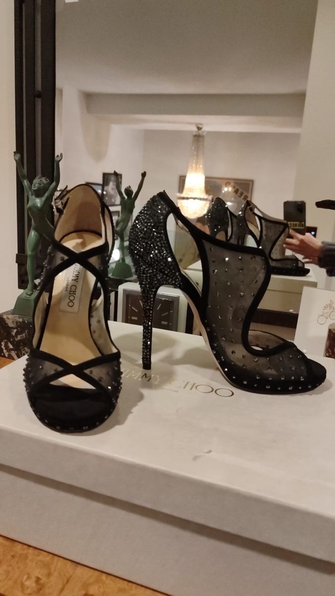 Jimmy Choo Scarpe da donna: Jimmy Choo – Usato da Zollikon venduto da sarosco