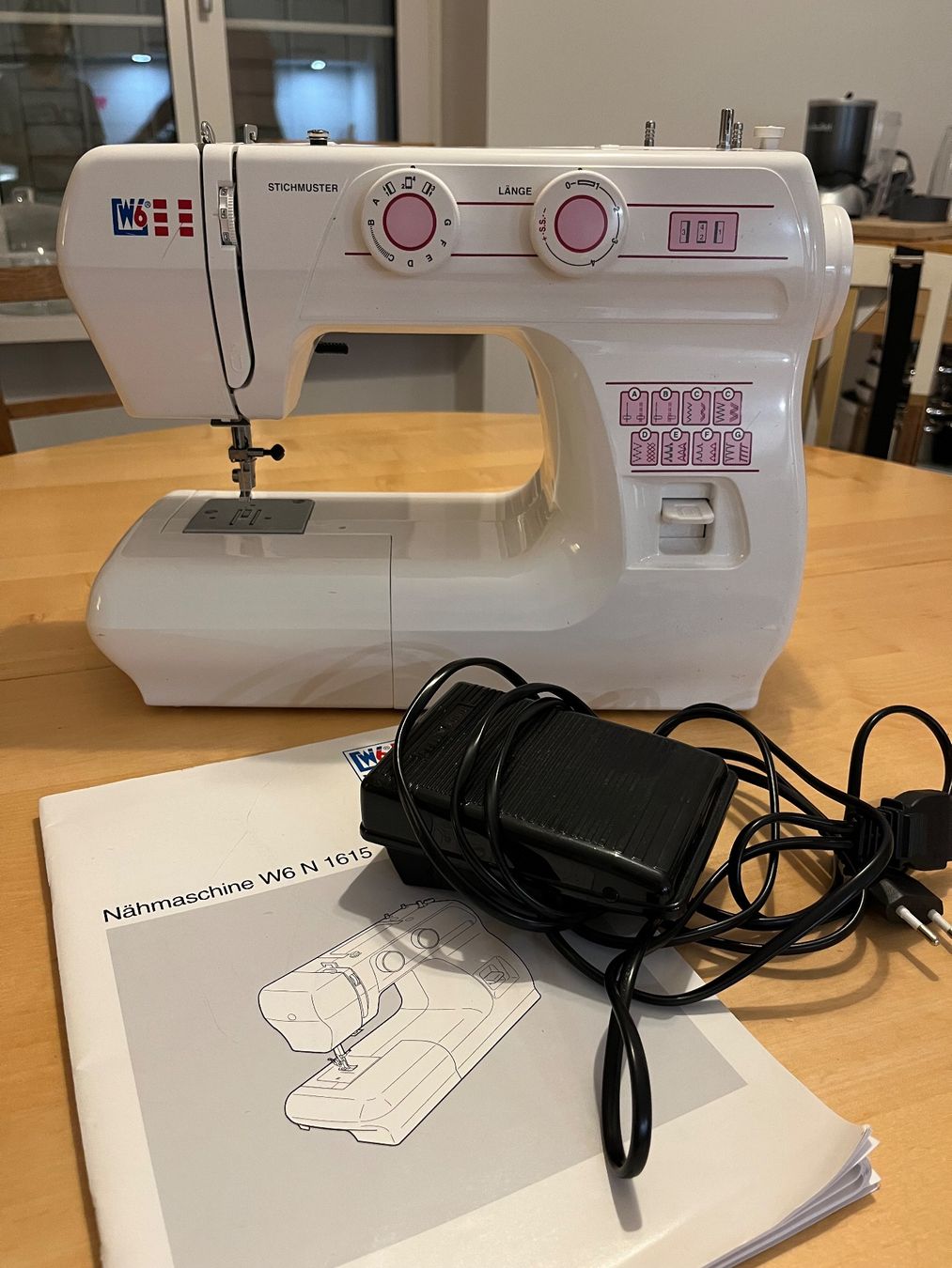 Machines à coudre: W6 N 1615 Nähmaschine – D'occasion à Nussbaumen AG par nam_hfm2 1