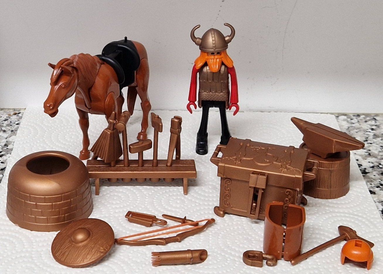 Big Giocattoli: Play- Big Wikinger mit Pferd und Zubehör – Usato da Aarau venduto da Vintage1969 3