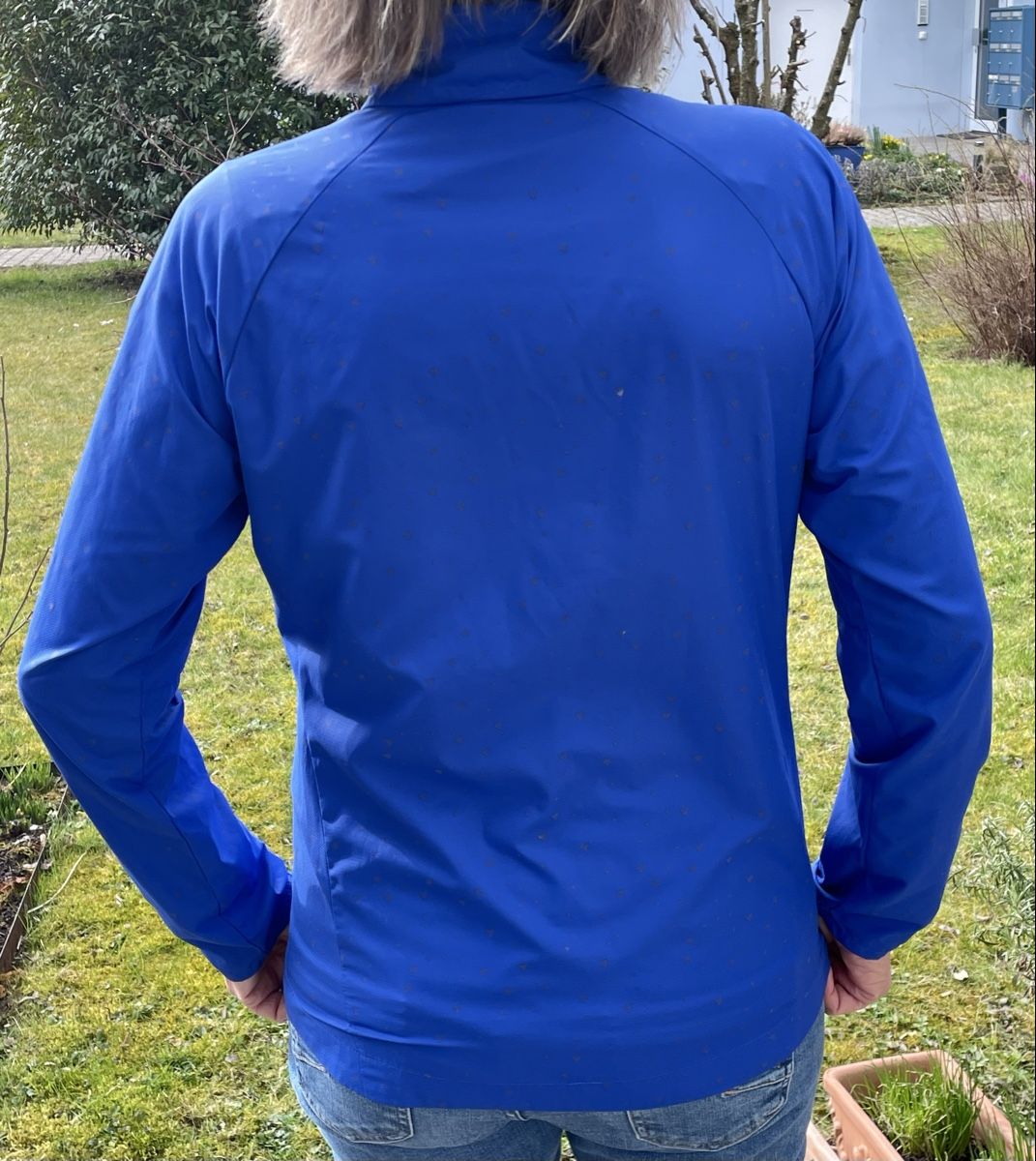 Asics Jacken: Leichte Asics Laufjacke, Grösse M – Gebraucht aus Langenthal von reki56 1