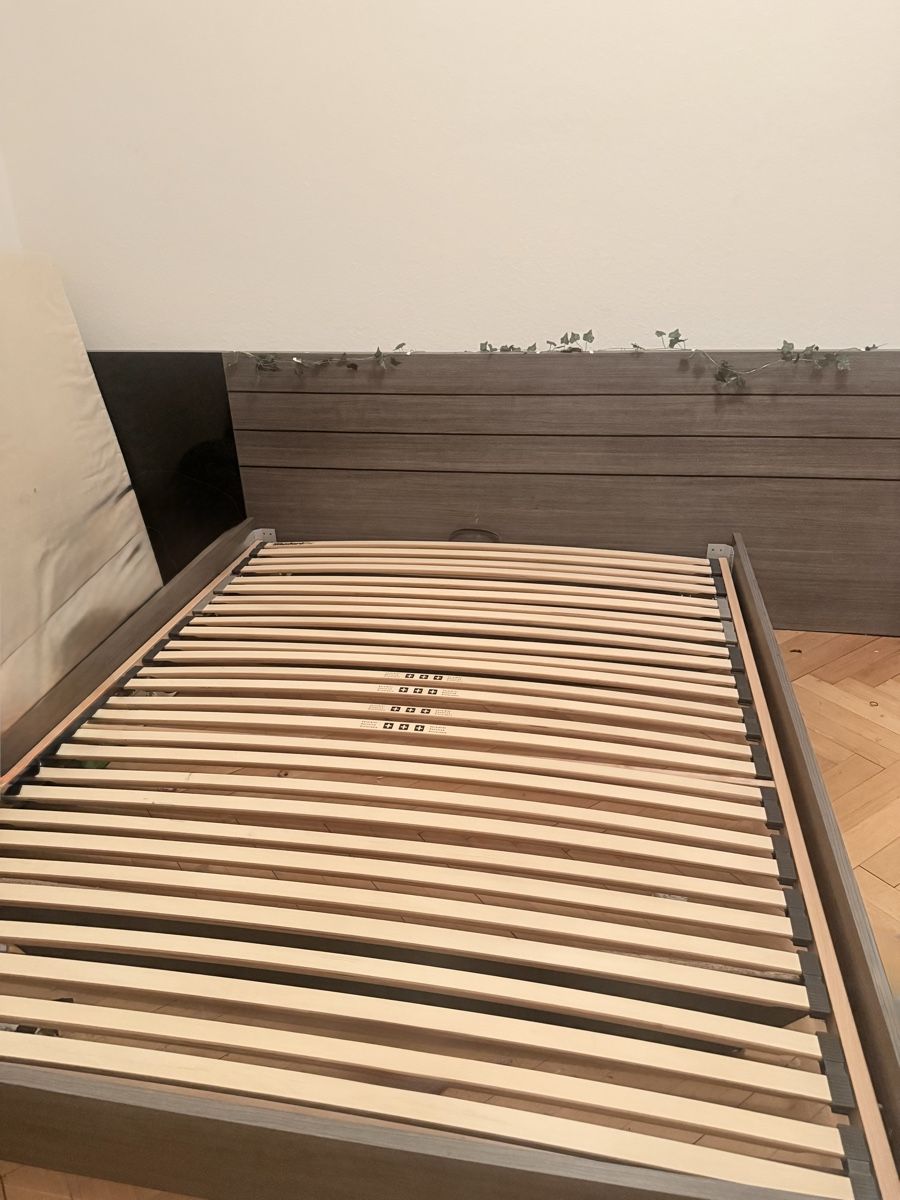 Conforama Letti: Lit avec sommier 160x200 – Usato da la chaux de fonds venduto da Zilyrester