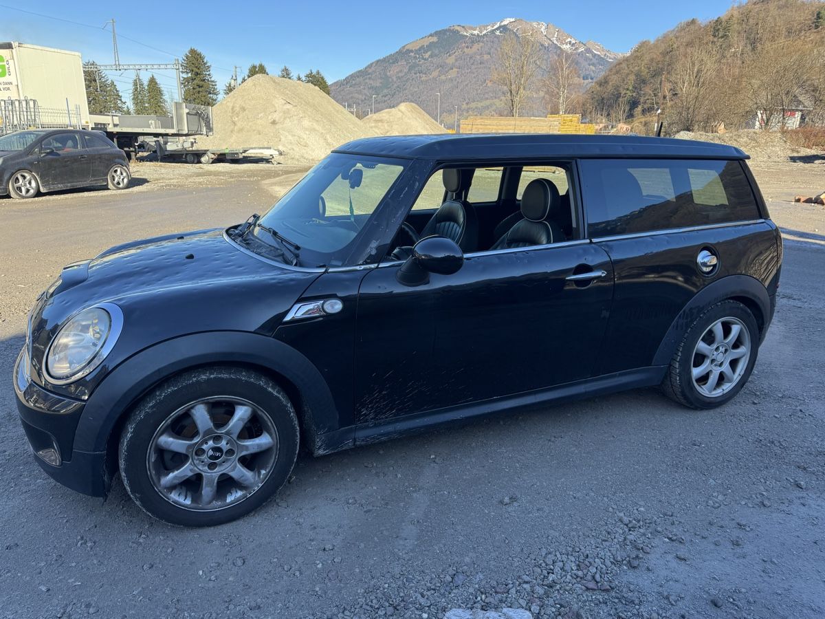 Mini Automobili: Mini Cooper S Clubman Automatic B5a – Usato da Mollis venduto da BSL10 2