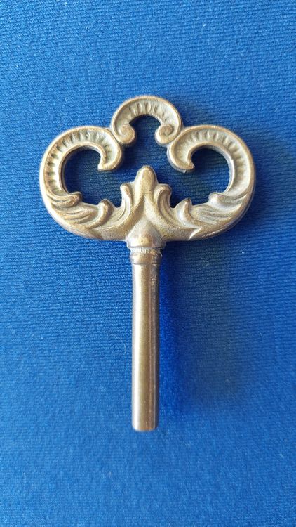 Clef de remontage manivelle pour horloge pendule comtoise N°10 carré de