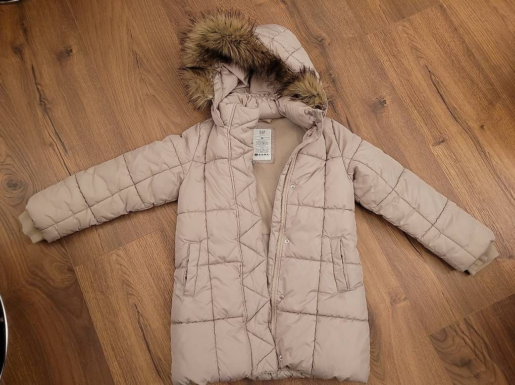 Giacche & Cappotti: Winterjacke GAP, Gr. 128/134 – Usato da Courtaman venduto da Nadia_U.