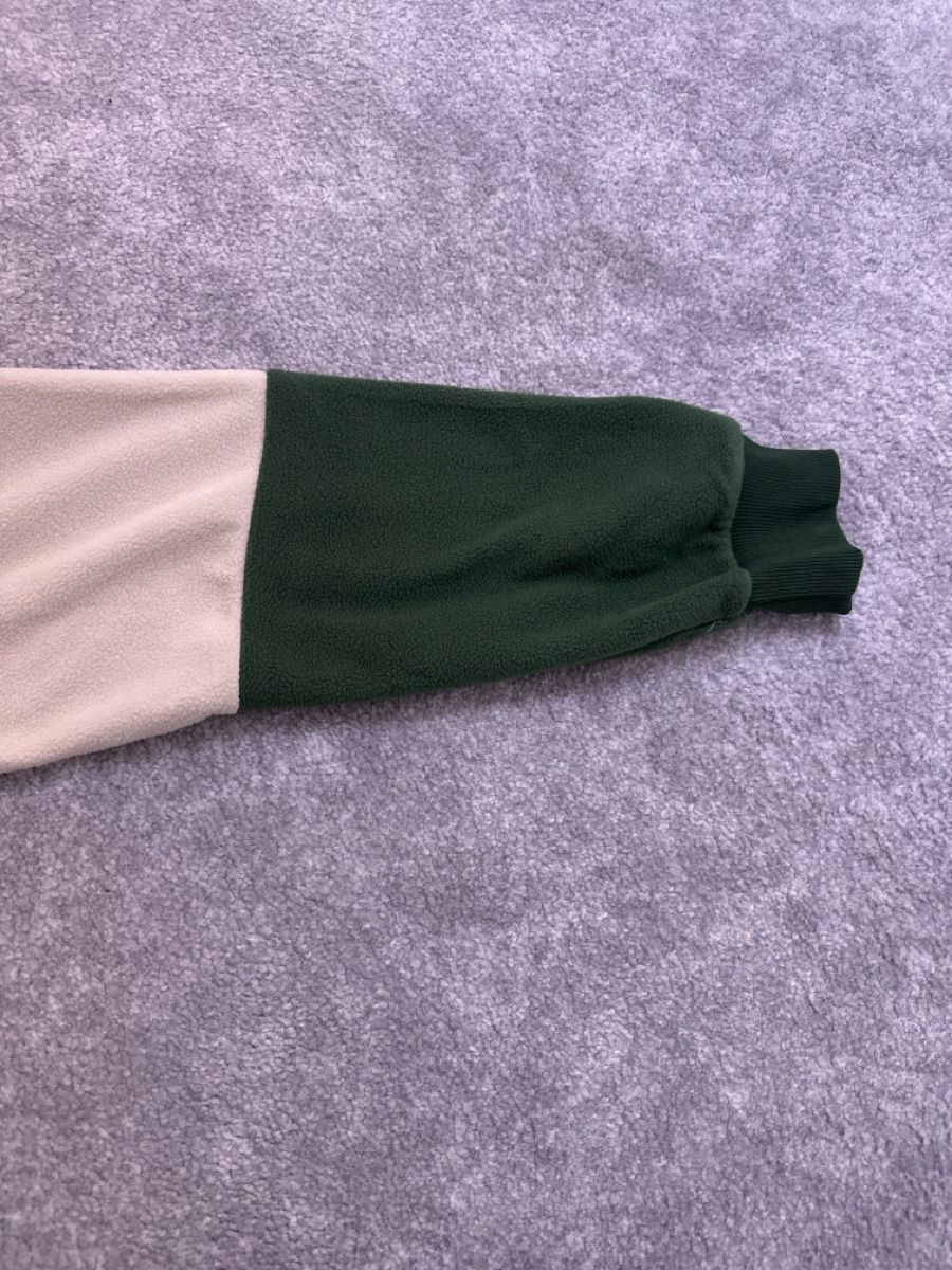 Maglioni & Felpe: Warmer Fleece Pullover mit LA Stickerei, Grösse L – Nuovo (secondo la descrizione) da Solothurn venduto da Ib1a 2