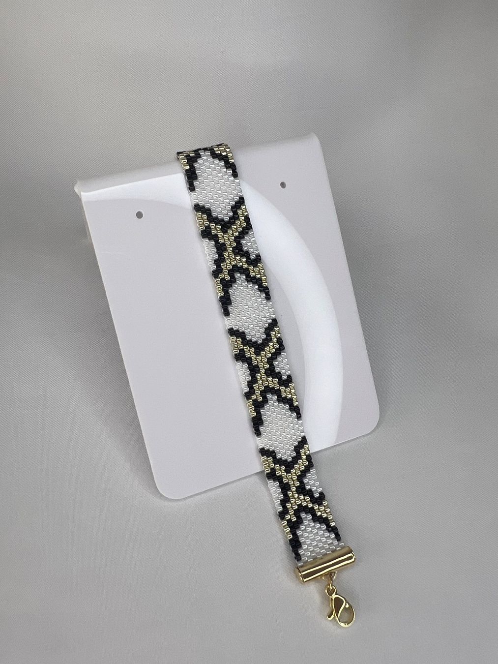 Bracciali & Braccialetti: Armband Python Weiss / Handmade / Handarbeit / Delica (neu) – Nuovo e nell'imballaggio originale da Stein AG venduto da Anastasia_Asya 3