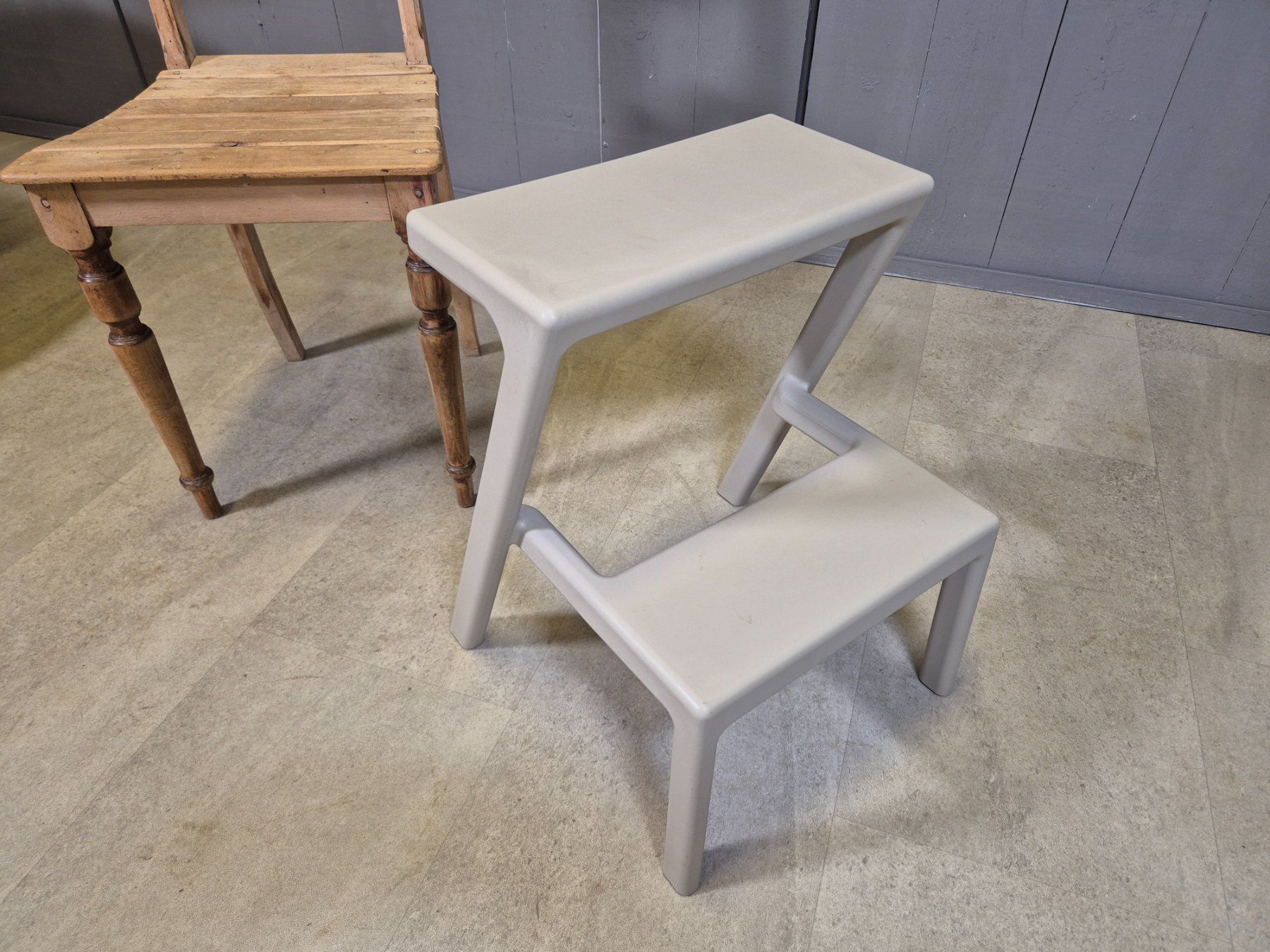 Tritthocker Design Chris Martin Masterby IKEA Made in Italy