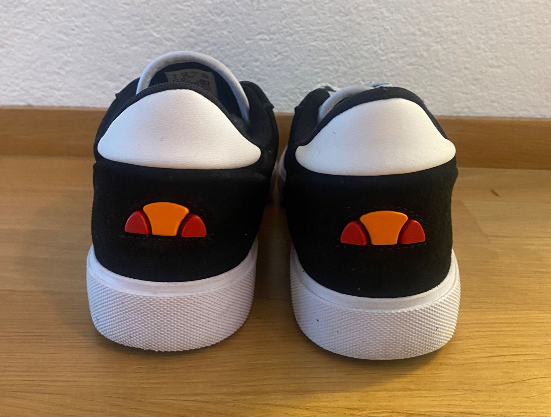Ellesse Scarpe da uomo: Ellesse Sneaker Gr.38 (super Zustand) – Usato da Herisau venduto da Seyashop1 3