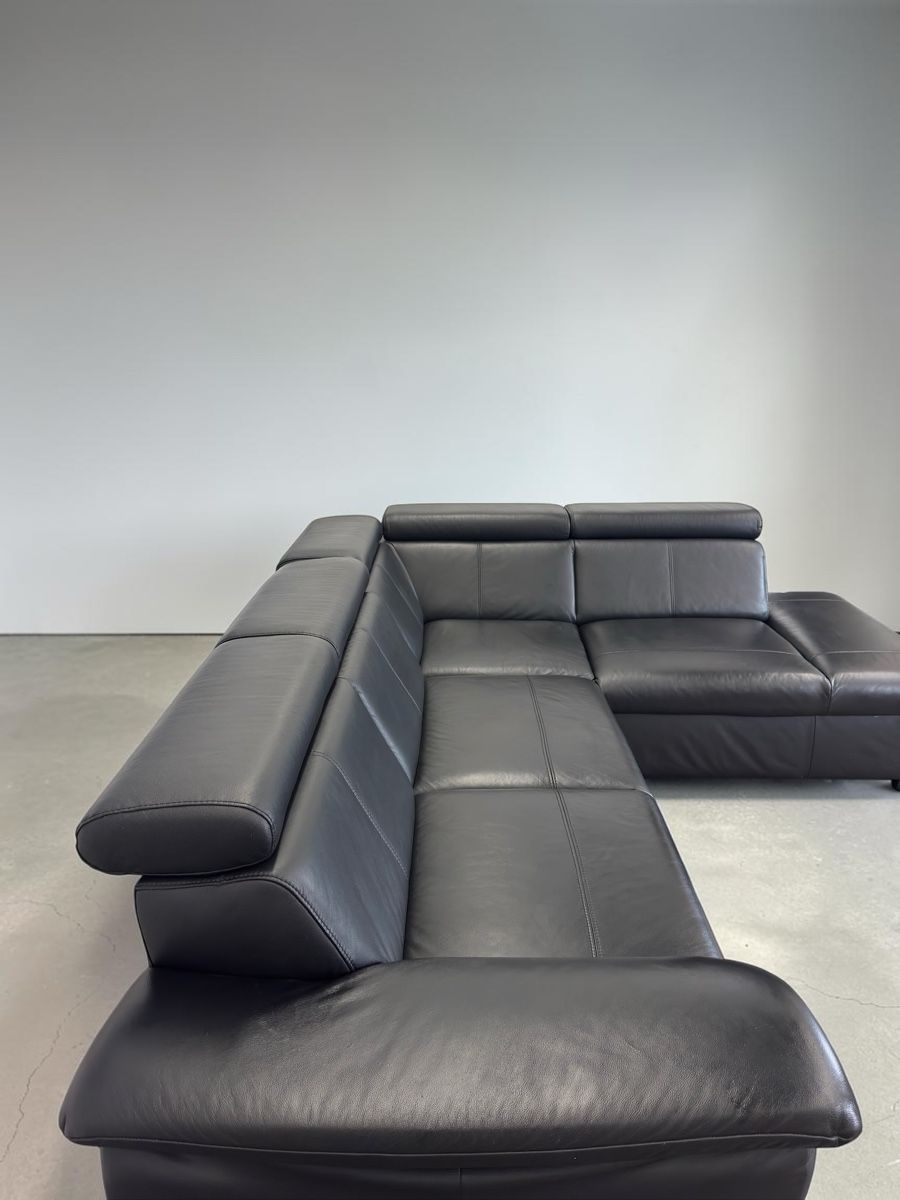 Sofas: Ecksofa aus echtem Leder, schwarz, mit Bettfunktion – D'occasion à Fehraltorf par Sofalab.swiss 7