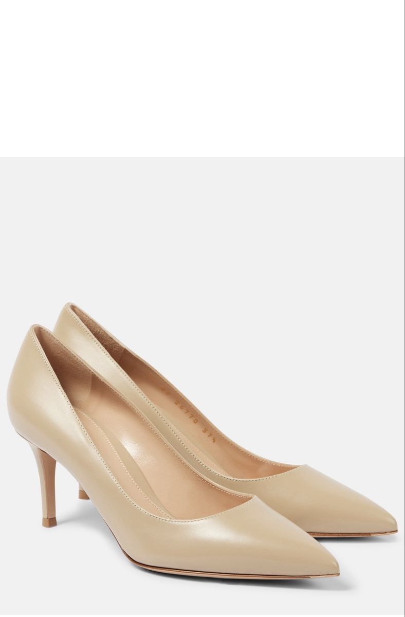 Gianvito Rossi Chaussures femmes: Gianvito Rossi 70 begie Pumps – Neuf avec emballage d'origine à Rüschlikon par megi 2