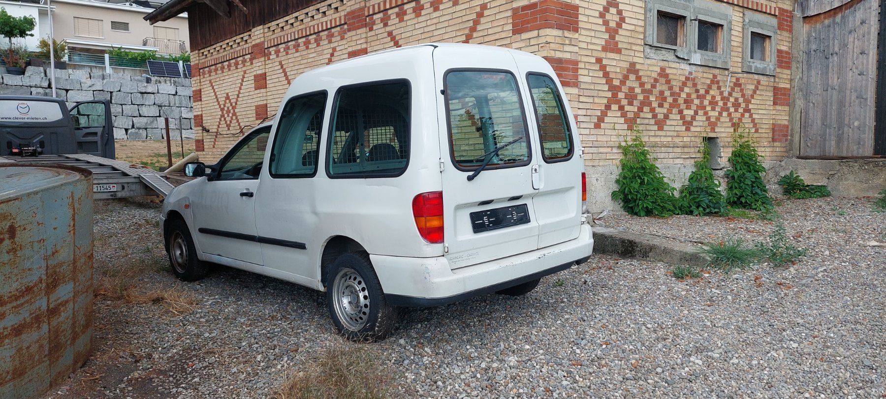 VW Véhicules utilitaires: VW Caddy 1.4 ab Mfk plus 2. Caddy – D'occasion à Mühledorf SO par sch_72xg 5