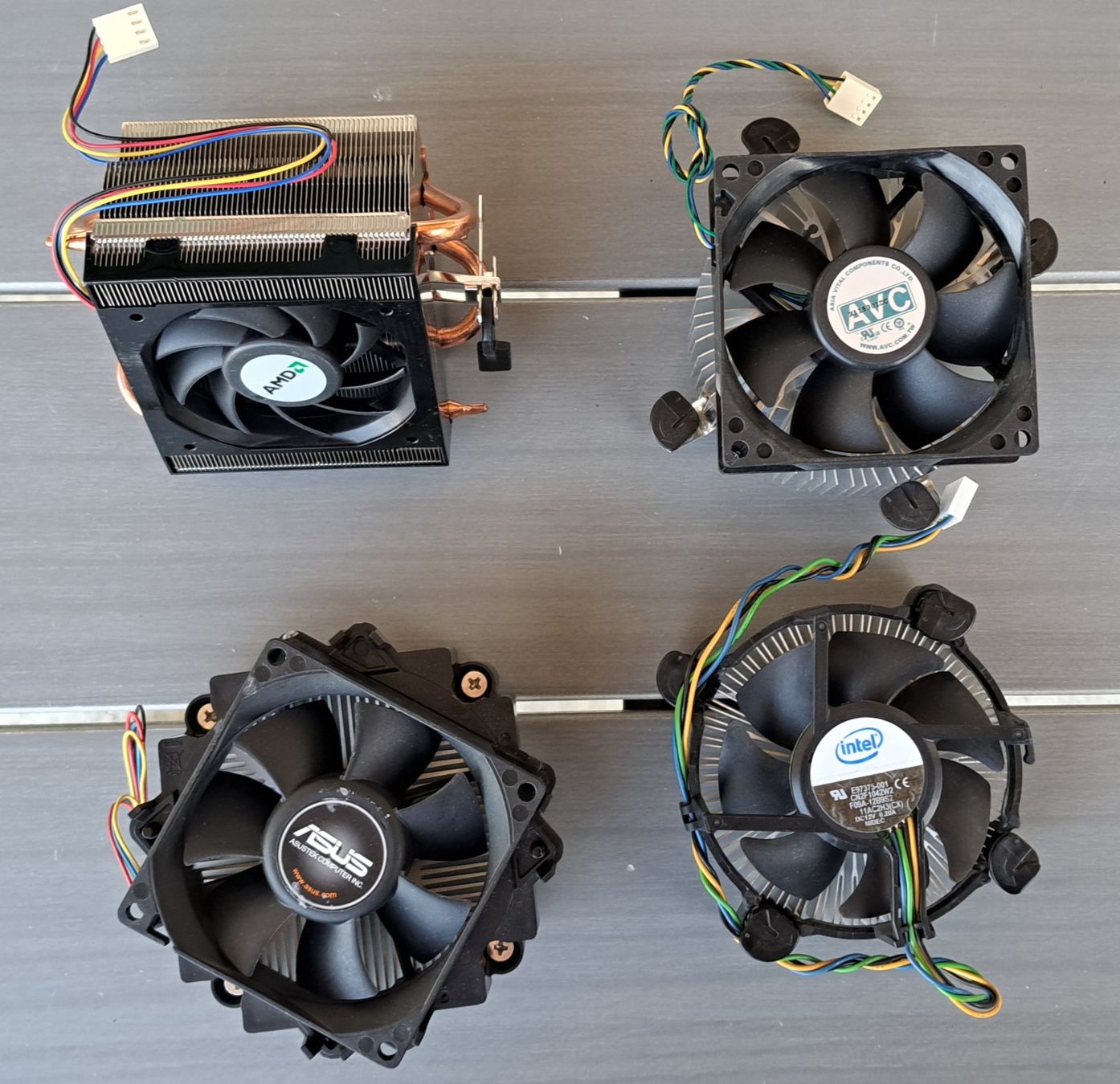PC: ***** CPU Kühler Sortiment – Usato da Villaz-St-Pierre venduto da Ubid 1