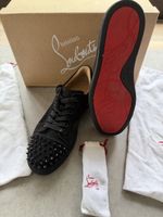 Christian Louboutin Viera Spikes Flat Veau Velours Gr.39.5
