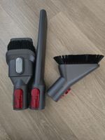 dyson accessoires V7 V8 V10 V11 comme neuf