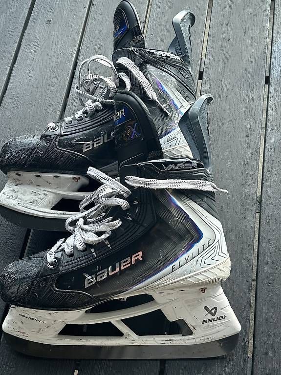 Bauer Pattini da ghiaccio: Patins Bauer Vapor Flylite – Usato da Granges-Paccot venduto da pie_2lgm 1