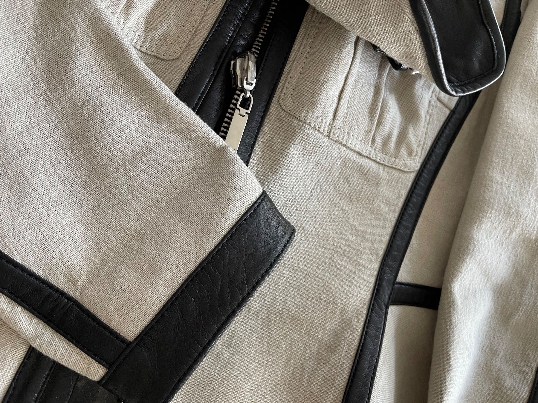 Bally Giacche: BALLY Lederjacke NEU, Lim. Edition Gr. 36 – Nuovo (secondo la descrizione) da Dättwil AG venduto da nika8810 7