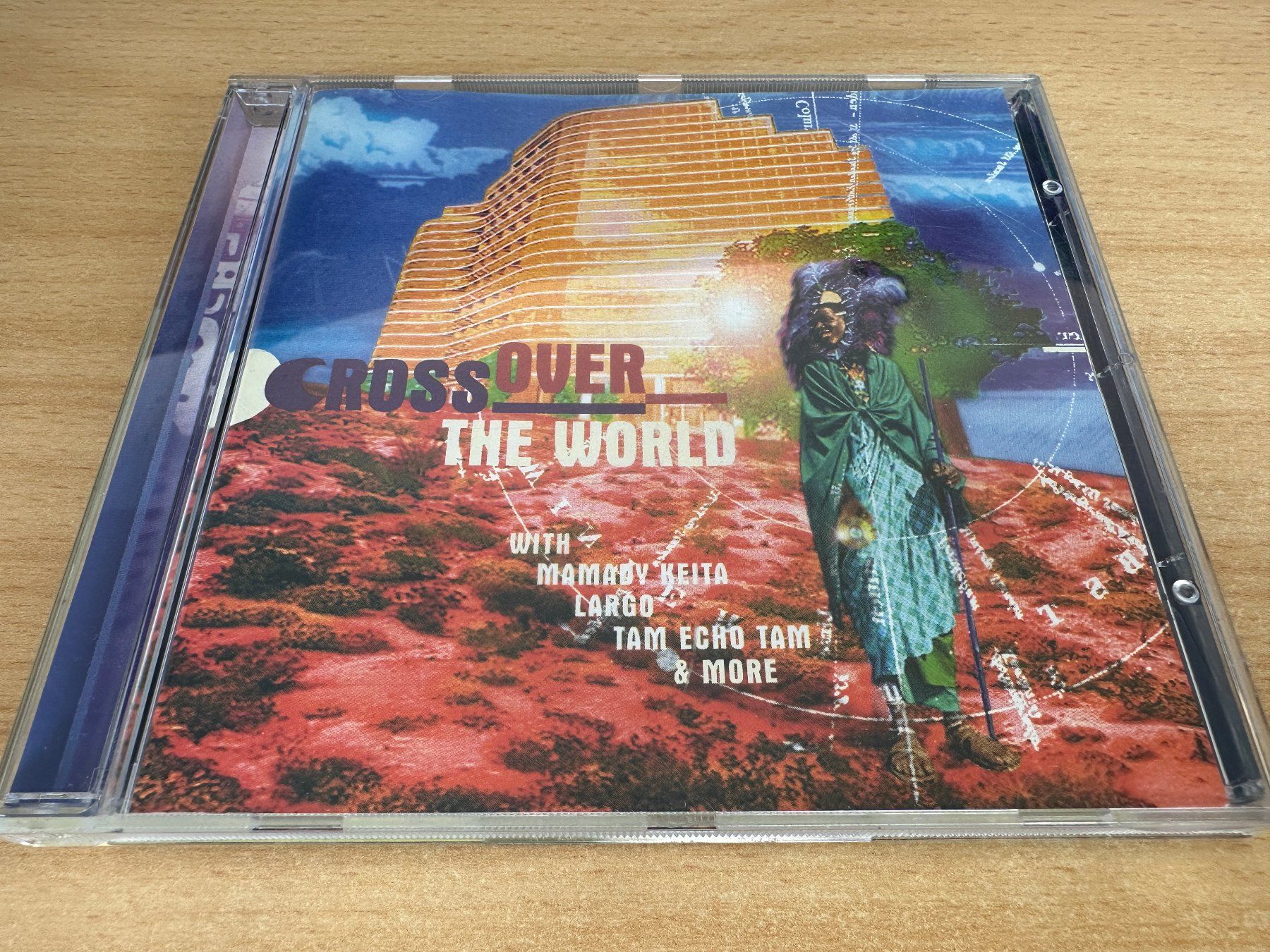 CD: Various – Cross Over The World – Usato da Rikon im Tösstal venduto da Alpenmutz