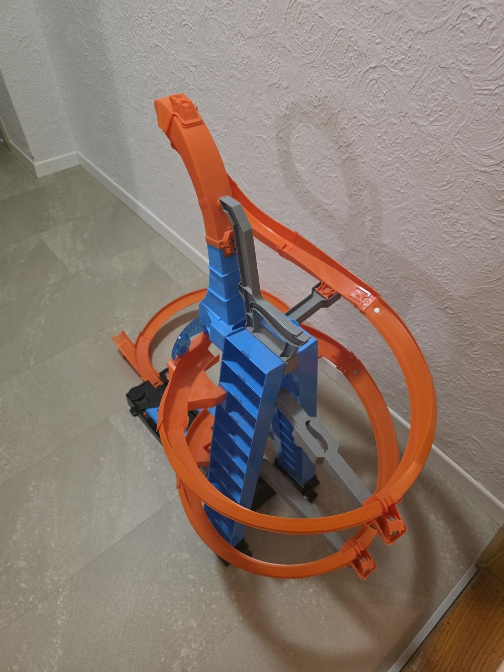 Hot Wheels Piste: Hot Wheels  Himmelscrash-Turm – Usato da Winznau venduto da soli9 1