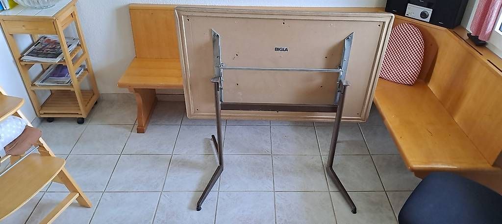 Tables: BIGLA Gartentisch dunkelbraun – D'occasion à Buttisholz par Seeblick666 1