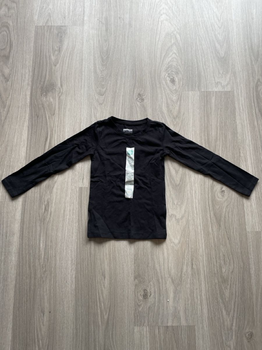 Camicie, T-shirt & Polo:  Basic Langarmshirt, Gr. 110/116, Neu! – Nuovo (secondo la descrizione) da Biel/Bienne venduto da Bolagol9