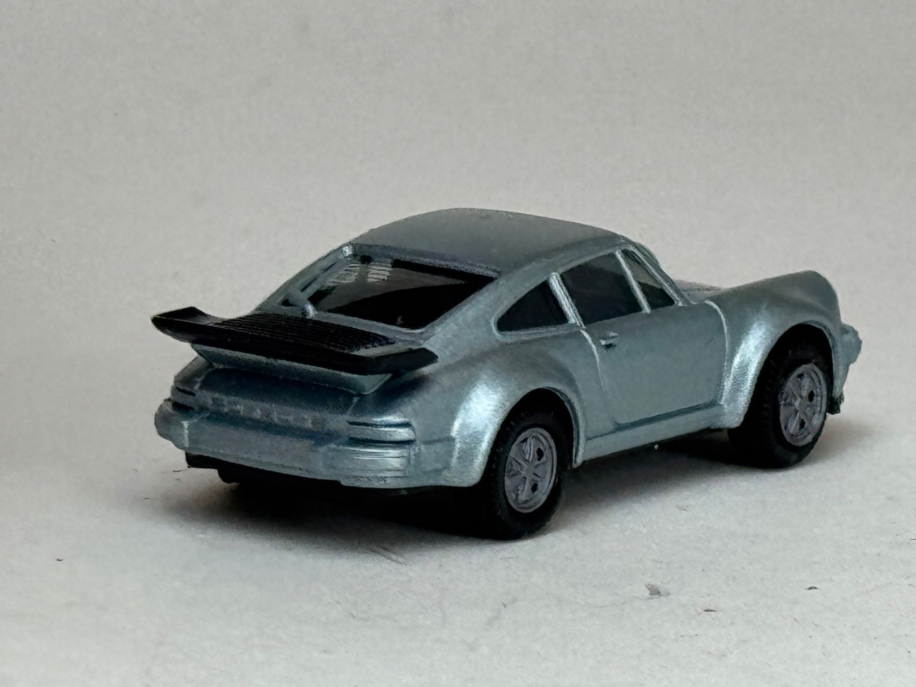 Herpa Modellini d'auto: Herpa Porsche 930 Turbo hellblaumetallic – Usato da Elm venduto da Wikmtz 1