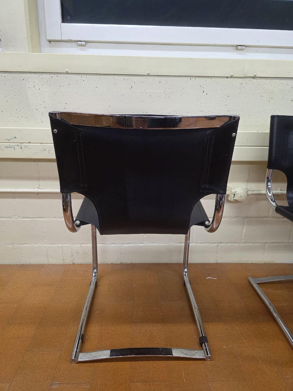 Arco Chaises: 4er Set Carlo Bartoli 920 Stühle - Freischwinger Arco – D'occasion à Lichtensteig par UsedINStore 5