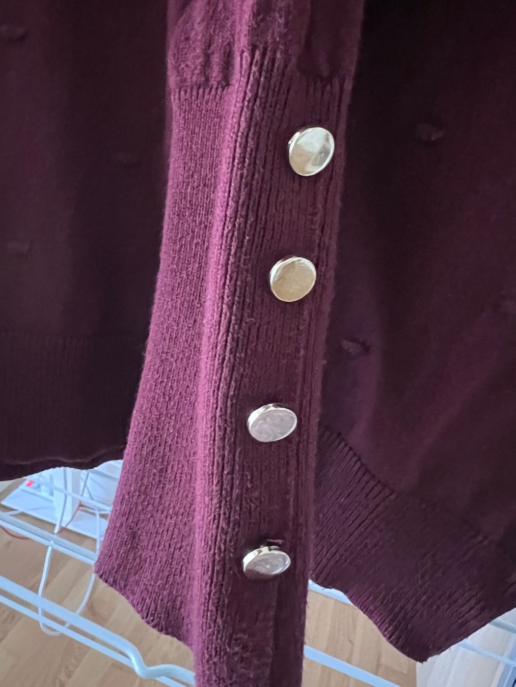Pullover & Sweatshirts: Pullover rot Gr M – Gebraucht aus Dübendorf von karim1409 2