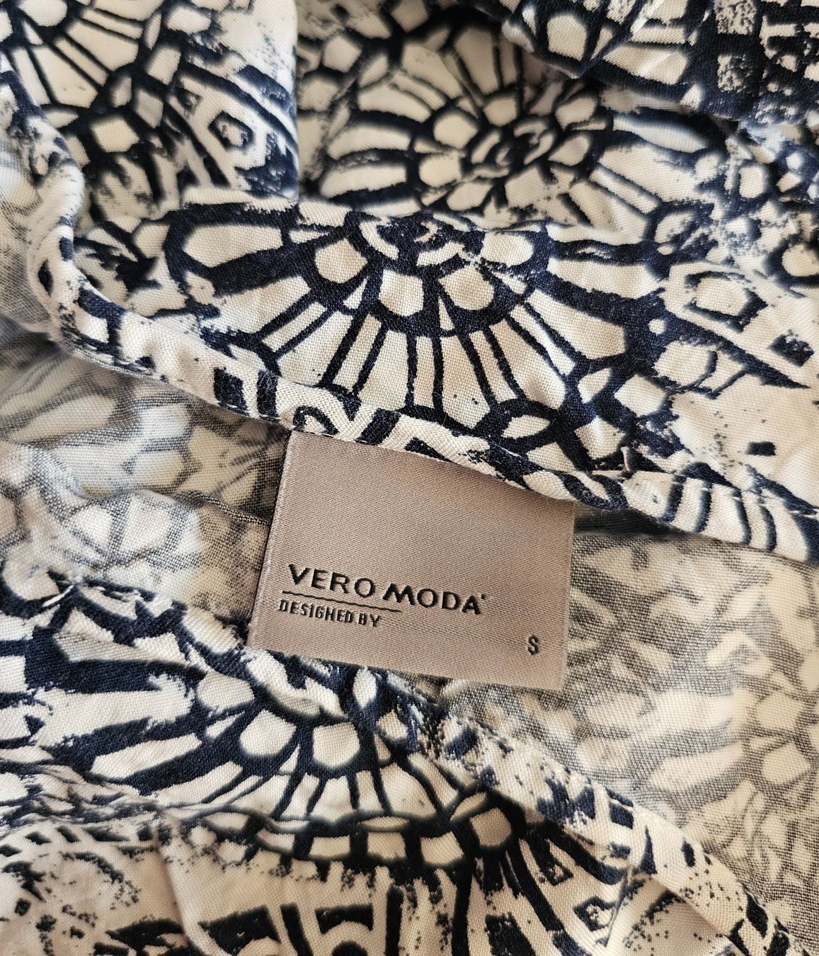 Vero Moda T-Shirts: Neuw. T-Shirt VERO MODA gemustert Gr. S – Neu (gemäss Beschreibung) aus Füllinsdorf von Sunnebliemli7 3