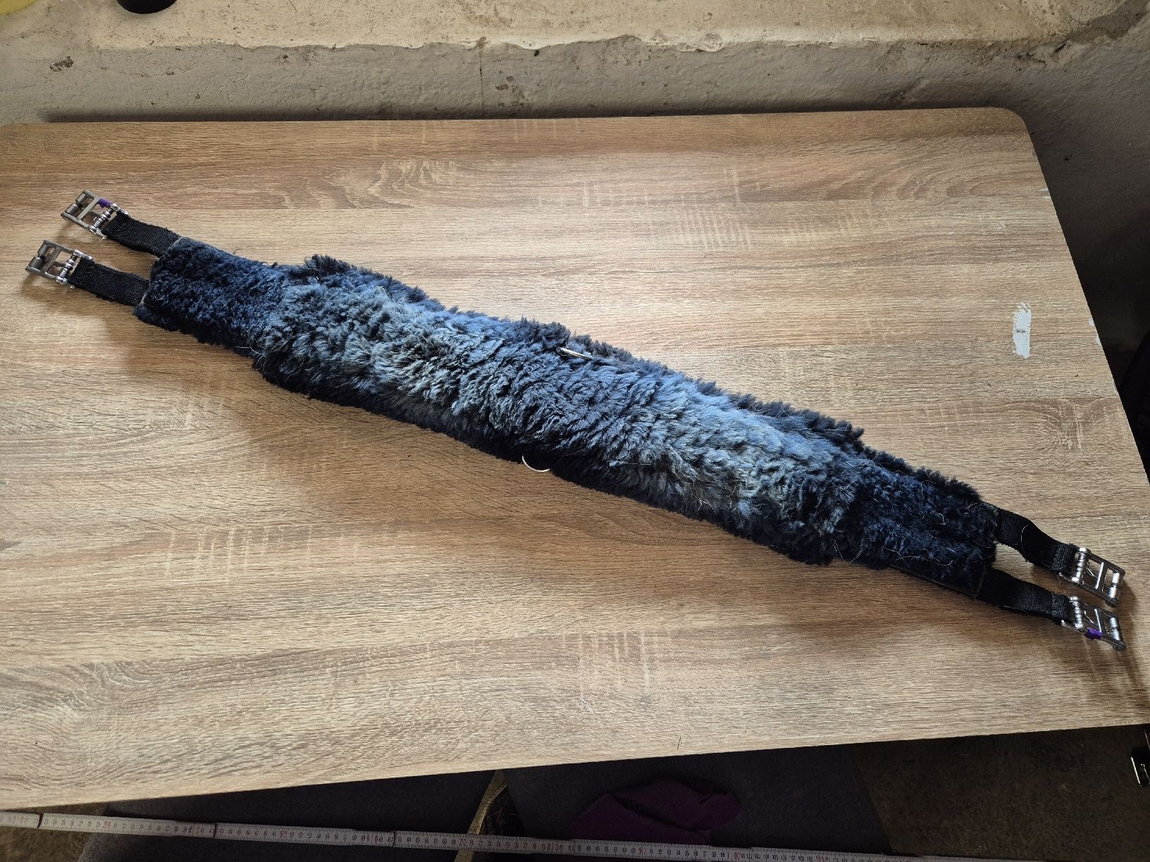 Briglie & Cavezze: Mattes Lammfellgurt 110cm – Usato da Meggen venduto da Orrinka20 1