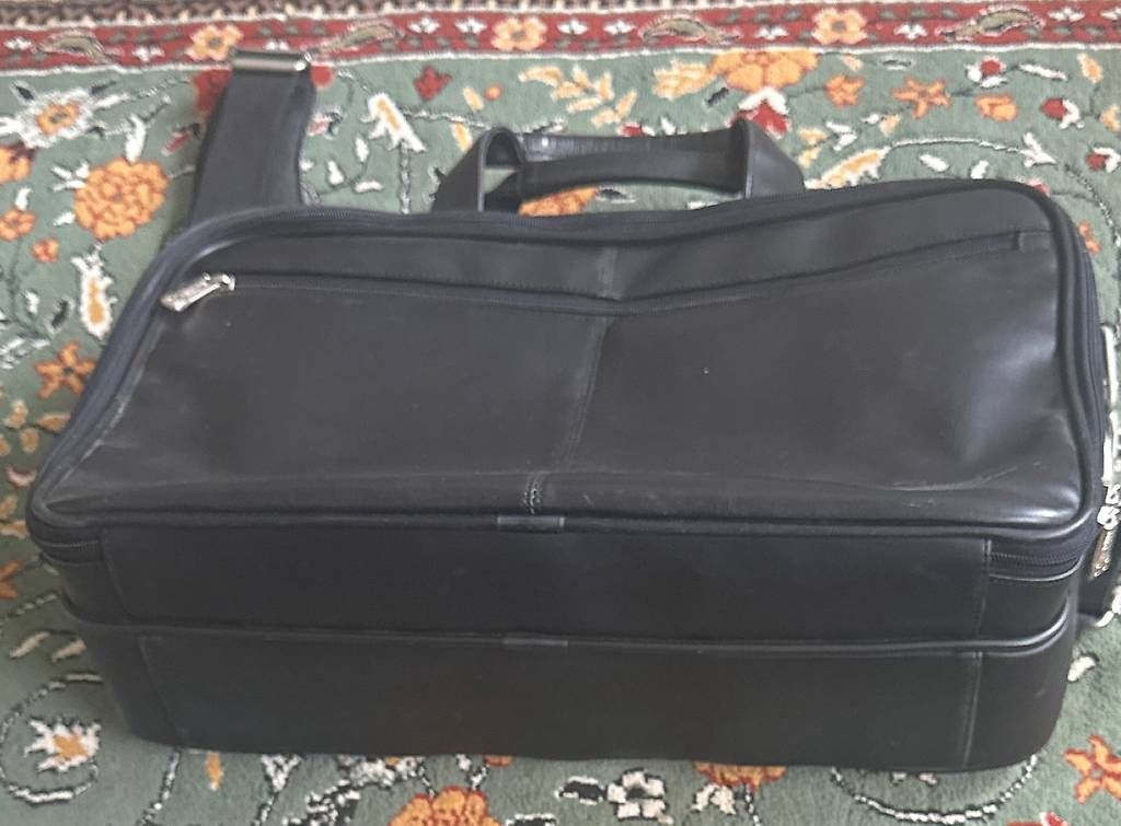 Borse: Laptop Tasche  – Usato da Bern venduto da Mahdisuper 1