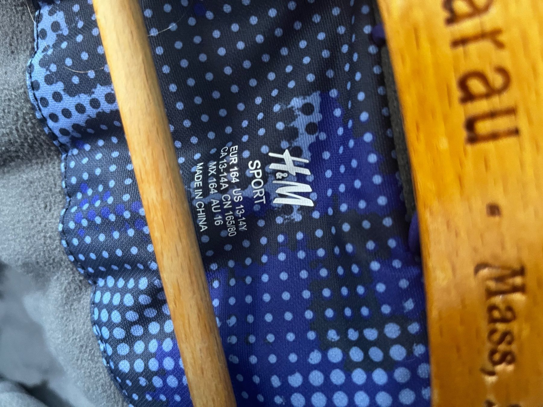 H&M Giacche & Cappotti: Skijackeblau H&M Gr. 164 – Usato da Bern venduto da fla_yj25 4