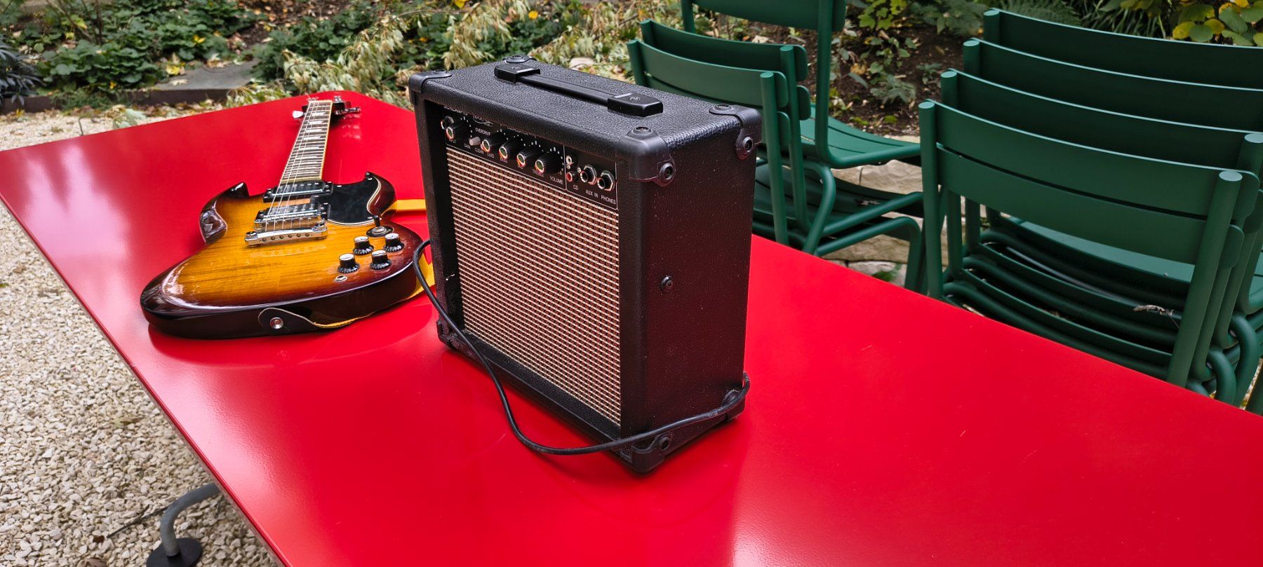 Strumenti musicali: Electric Guitar and Amplifier – Usato da Basel venduto da mic_b88y 1