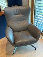 Fauteuil Bergère en cuir (Minotti, collection Jensen)