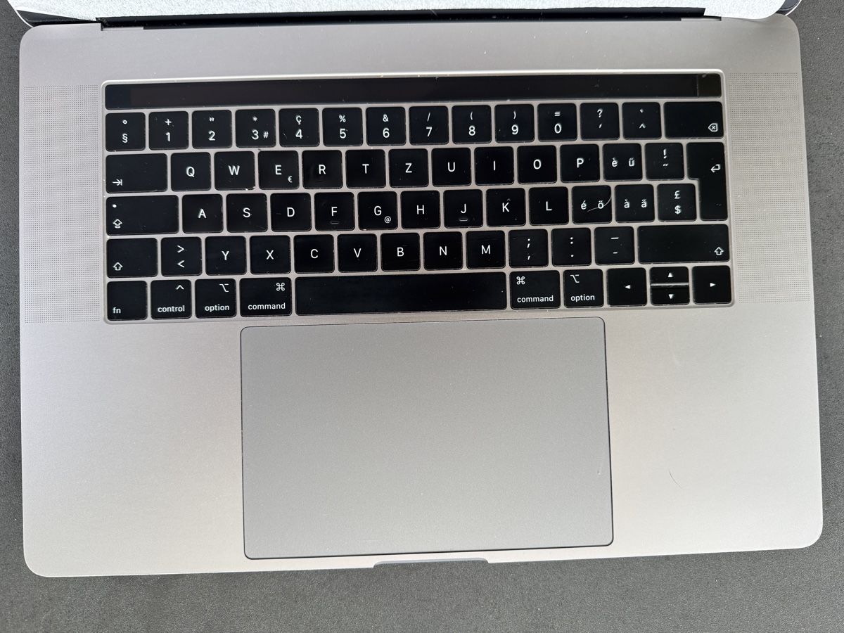 Apple Notebooks: MacBook Pro 15" 2018 Core i7  – Gebraucht aus Triesen von Hsprix 1