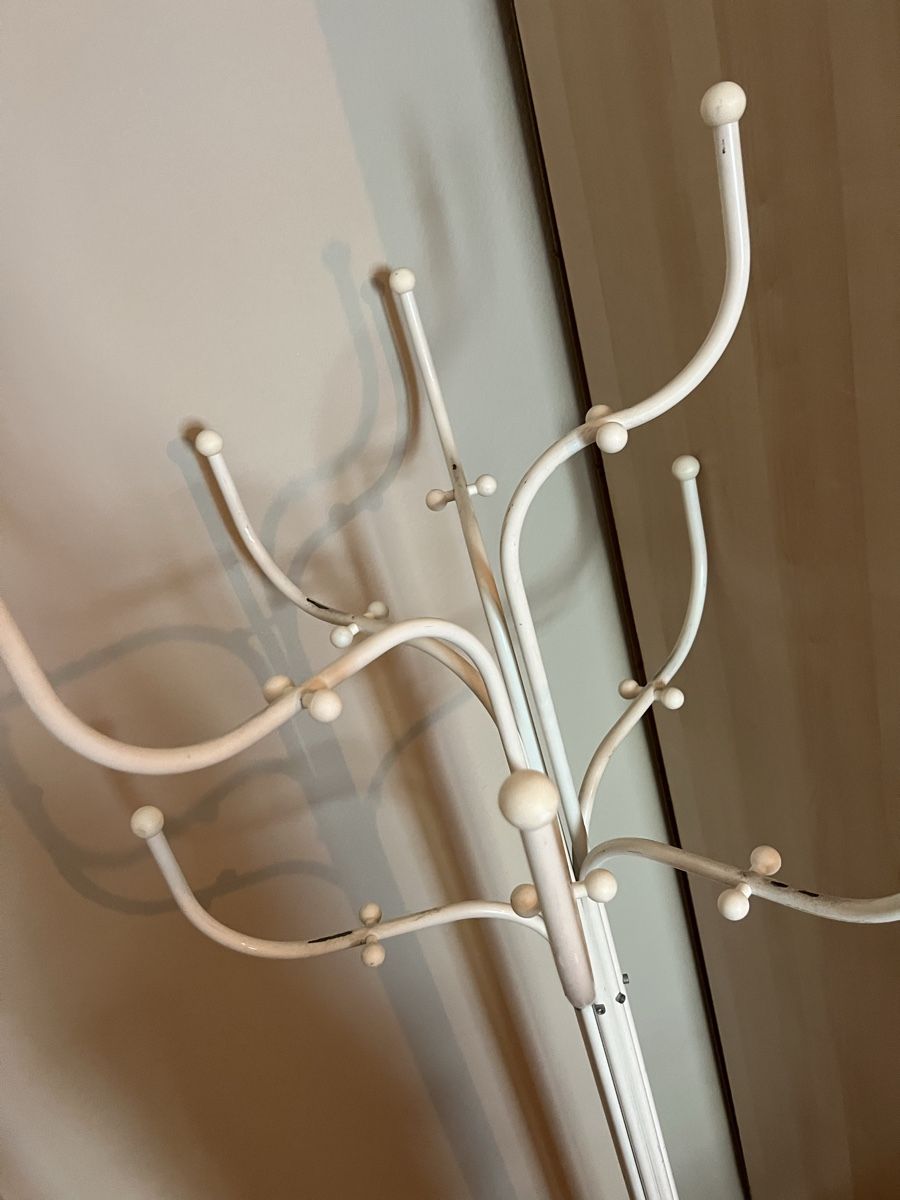 Altro in Decorazioni & Accessori: Weisser Fritz Hansen Coat Tree – Usato da Zürich venduto da madamehawaii 1