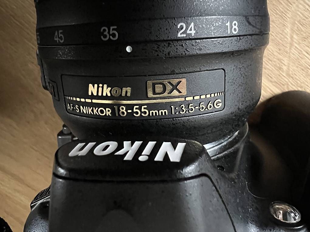 Nikon Fotocamera: Nikon Spiegelreflexkamera mit Objektiv – Usato da Thun venduto da milbrena 3