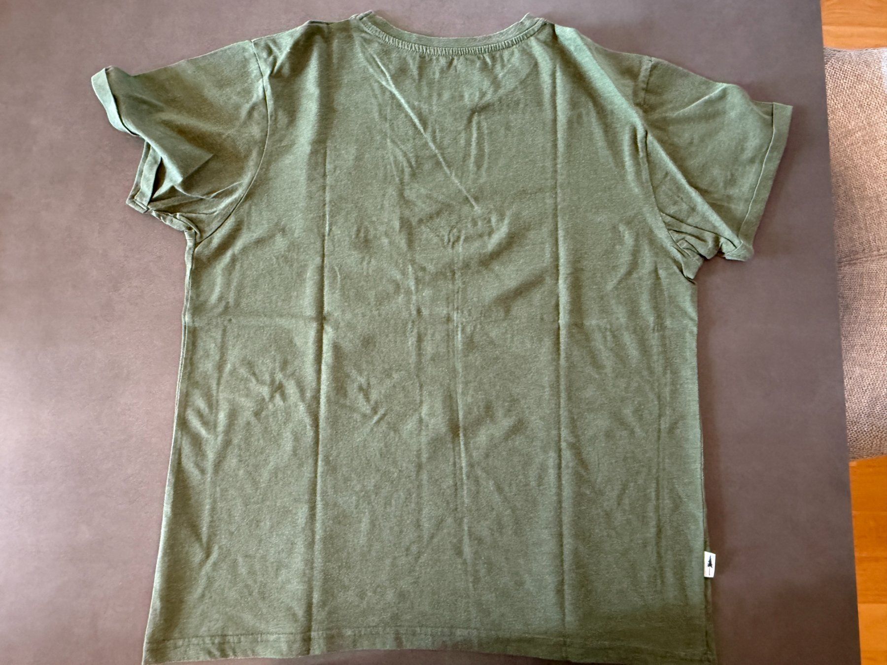 Nikin T-shirt: NIKIN Shirt Gr. L in oliv – Usato da Schinznach Dorf venduto da Joyce75 1