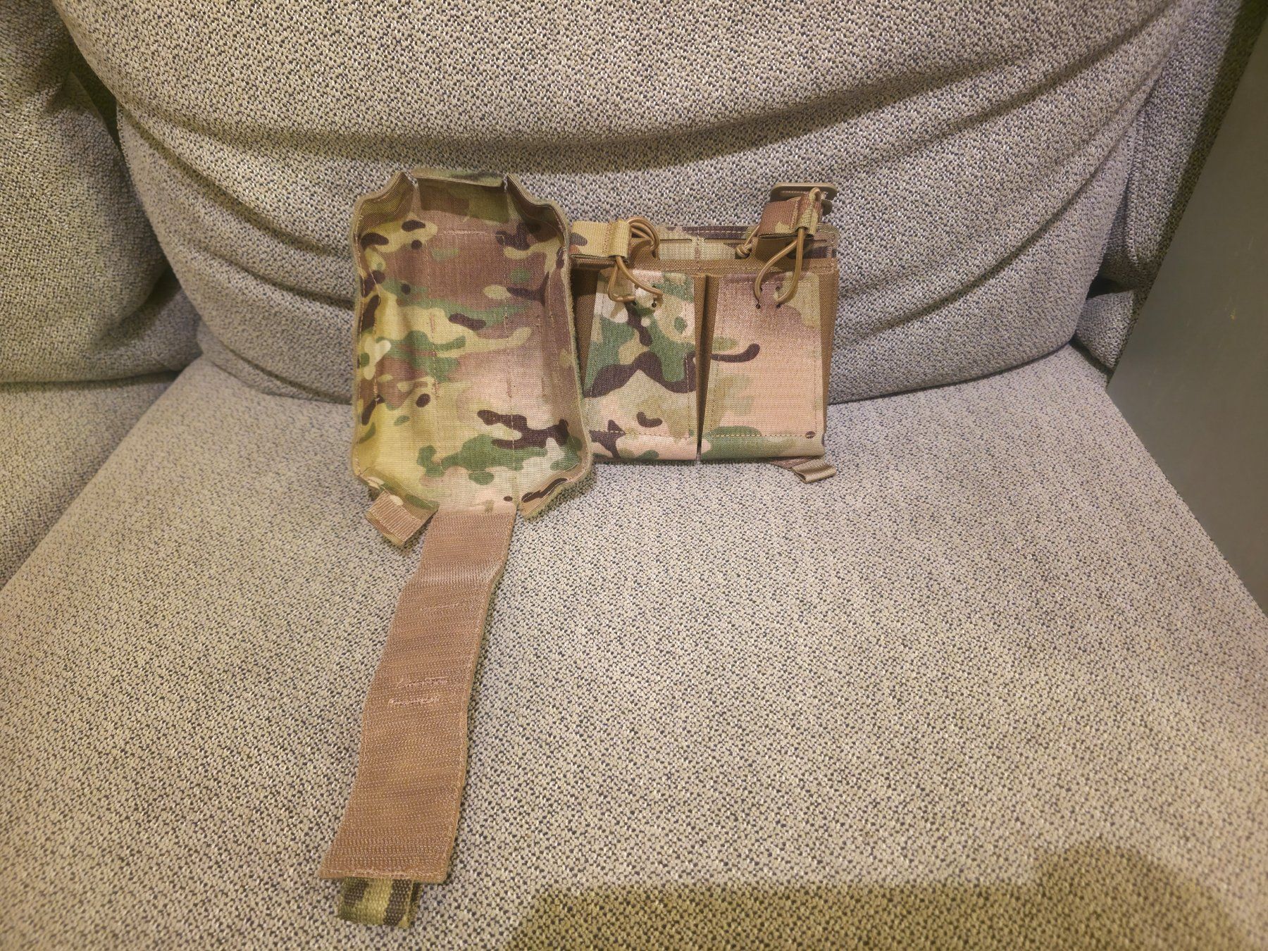 Uniformi: Molle Placard Set für Plattenträger Multicam – Nuovo (secondo la descrizione) da Steffisburg venduto da Davga 2