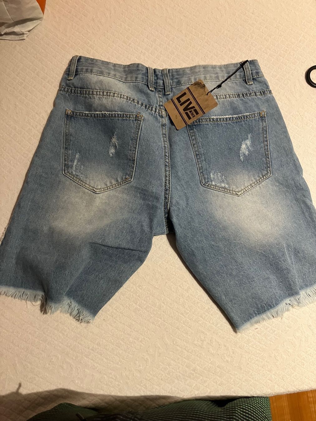 Jeans: LIVE Jeans Shorts, hellblau, destroyed Look, Gr. 50 – Nuovo (secondo la descrizione) da rorschach venduto da francesco.sama 3