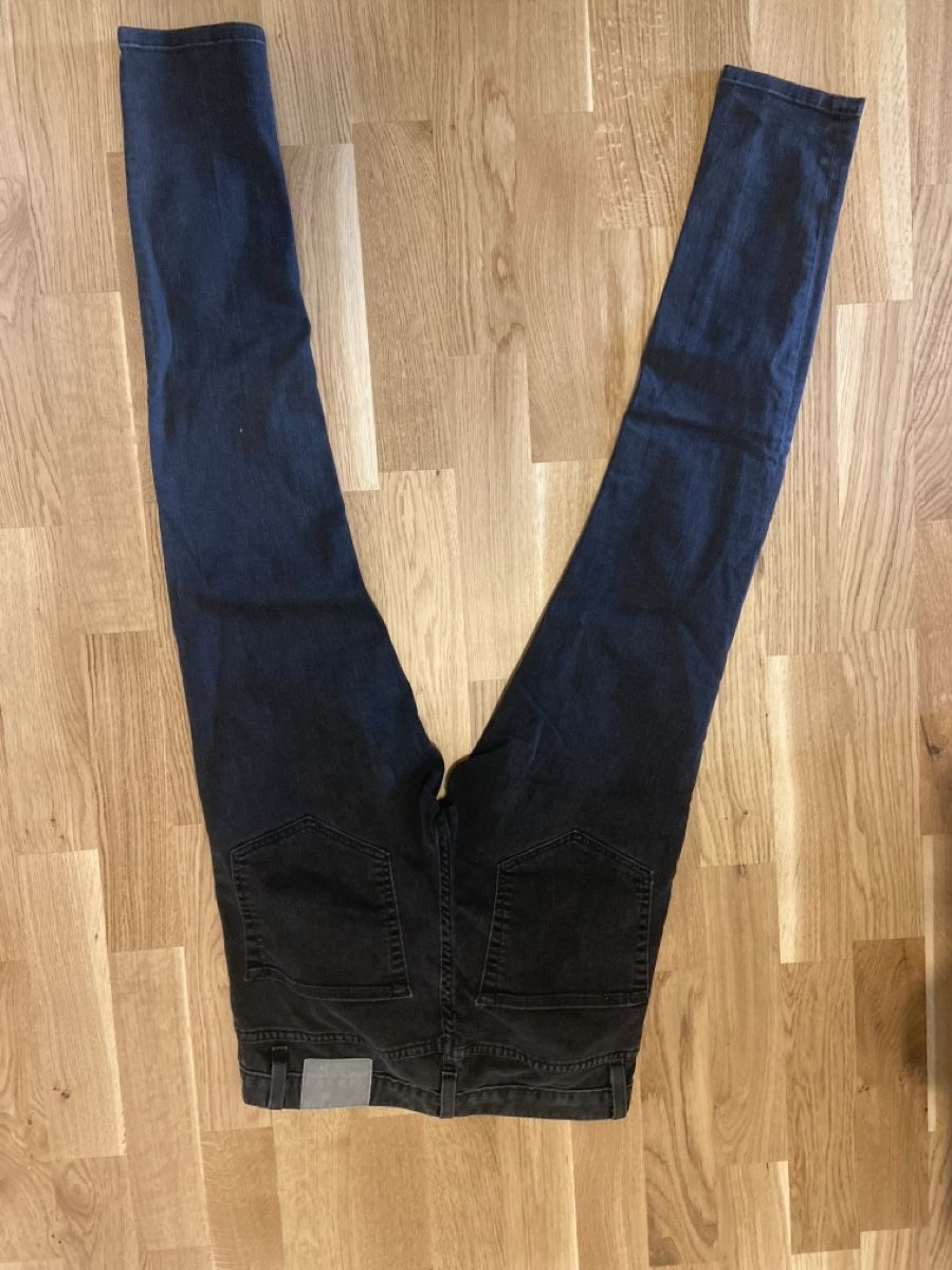 Jeans: Jeans 6935 – Usato da Lausanne venduto da lau_8vk7 1