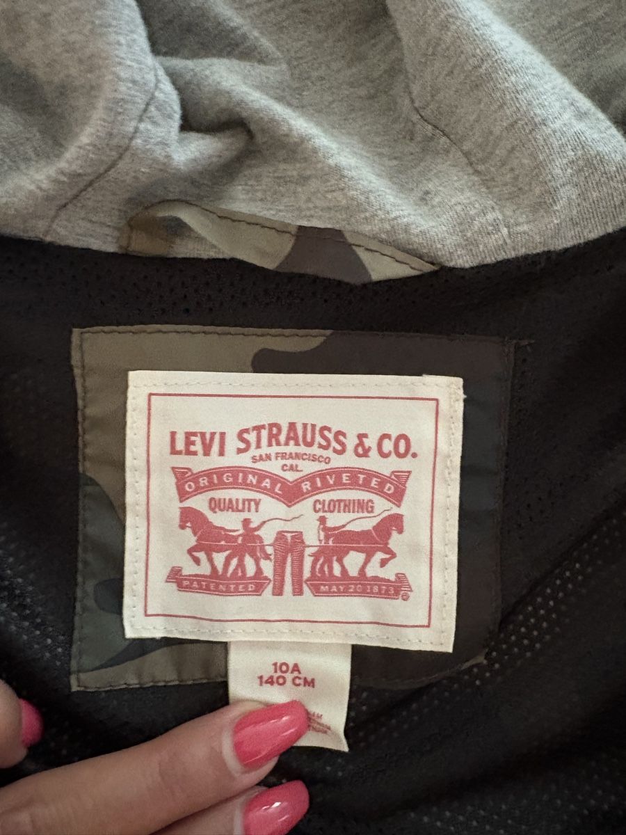 Levi's Jacken & Mäntel: Übergangsjacke Levi’s Junge Gr. 140 – Gebraucht aus Winterthur von Baby117 1