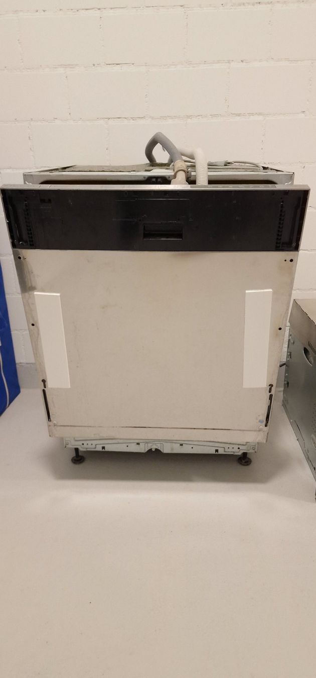 Electrolux Lavastoviglie: Electrolux Einbau-Geschirrspüler GA60GLVS / XXL – Usato da Hinwil venduto da Felsenhof-Didi 5