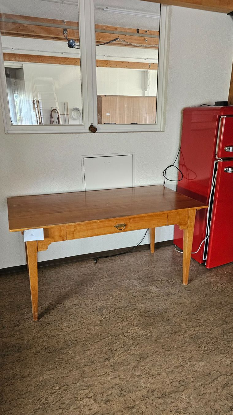 Bureaux: Antiker Schreibtisch – D'occasion à Diessenhofen par Osio