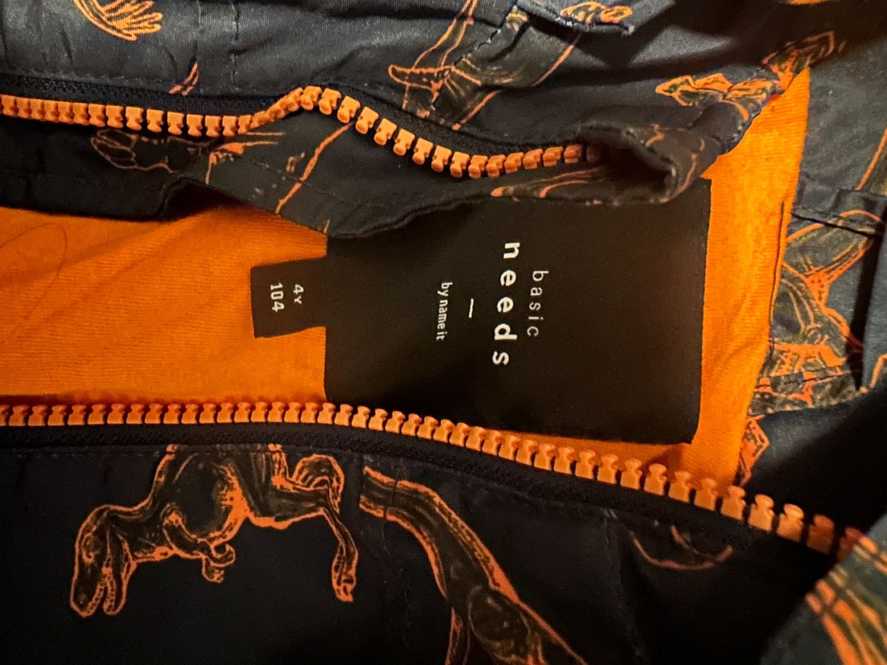 Giacche & Cappotti: Kinder Jacke Basic Needs Dinosaurier blau Grösse 104 – Usato da Basel venduto da ili_j29z 1