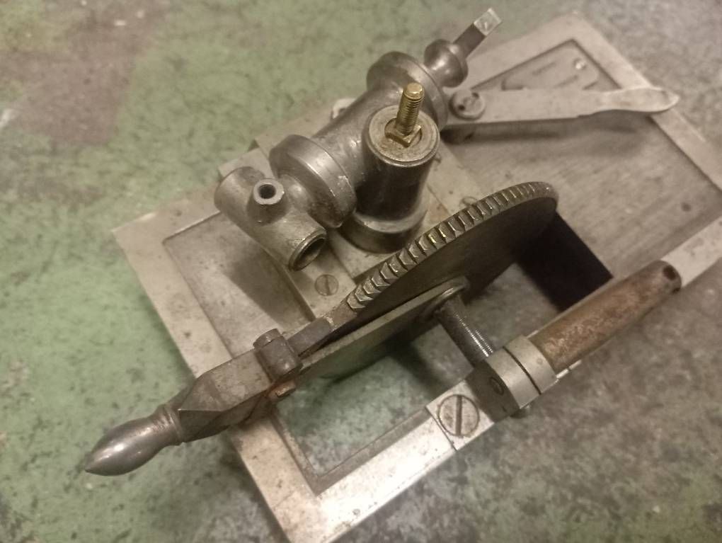 Tous les outils: Mikrotom historisches Werkzeug – D'occasion à Basel par Petergunn 1