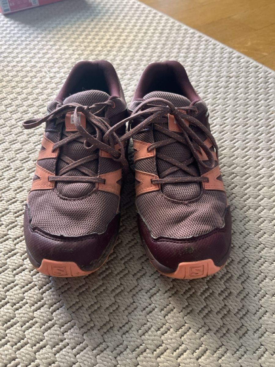 Salomon Scarpe per ragazze: Salomon Wanderschuhe, 37 – Usato da Solothurn venduto da Bobesch08