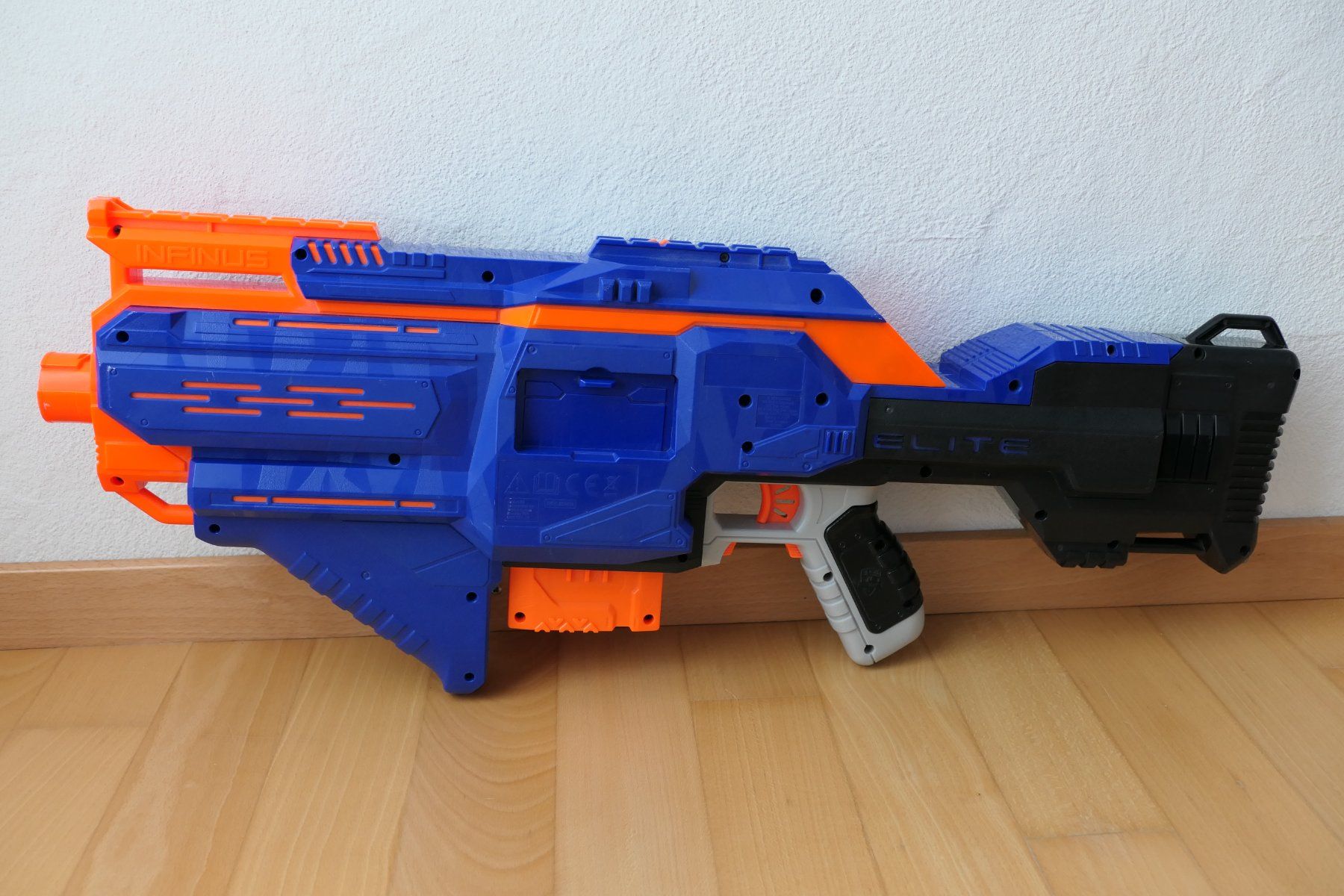 Nerf Jouets: Nerf N-Strike Elite Infinus, NP CHF 129.00 – D'occasion à Tagelswangen par toeggeler12 2