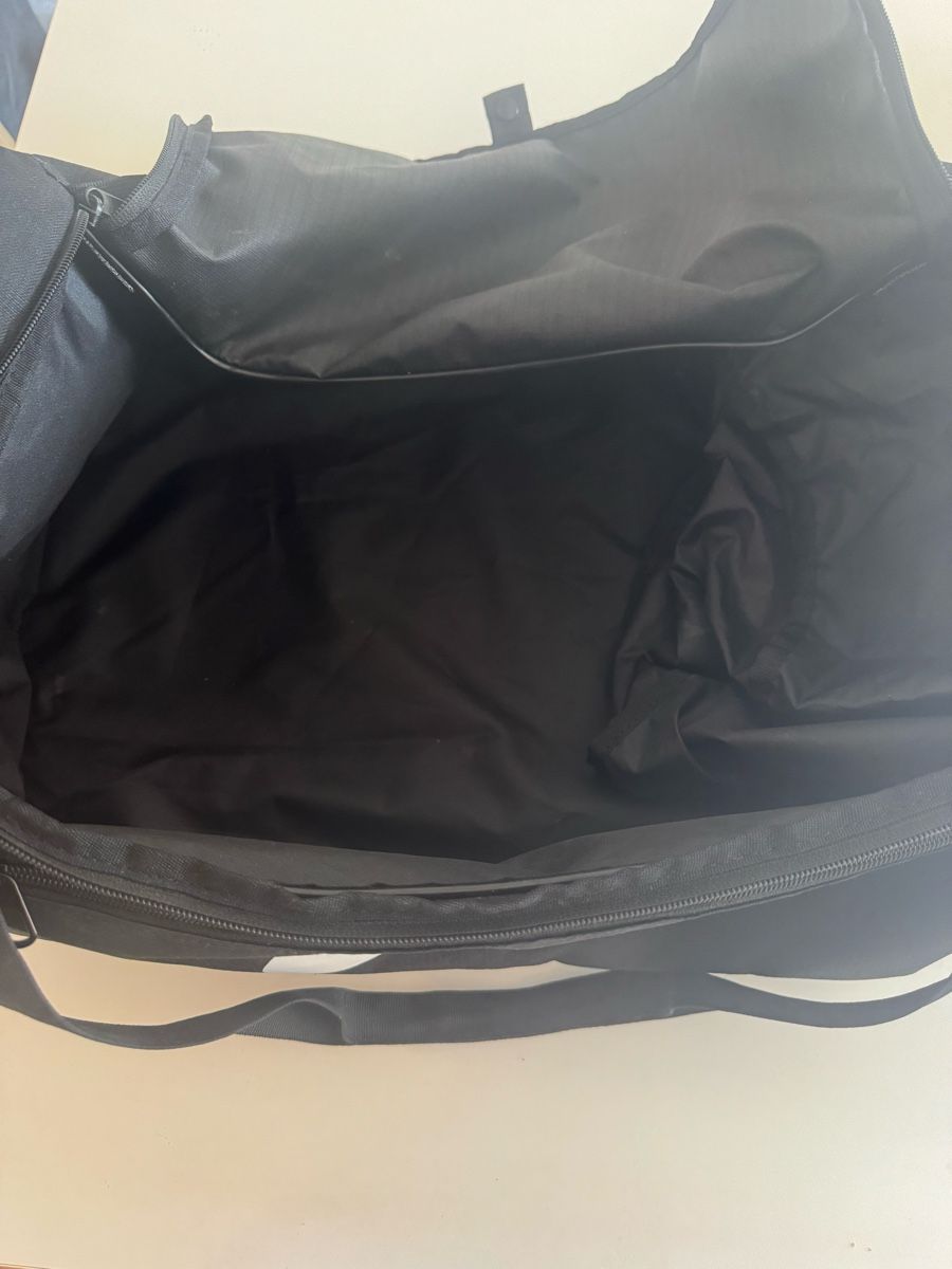 Nike Taschen: Nike sporttasche  – Neu (gemäss Beschreibung) aus Solothurn von ste_r6tq 1
