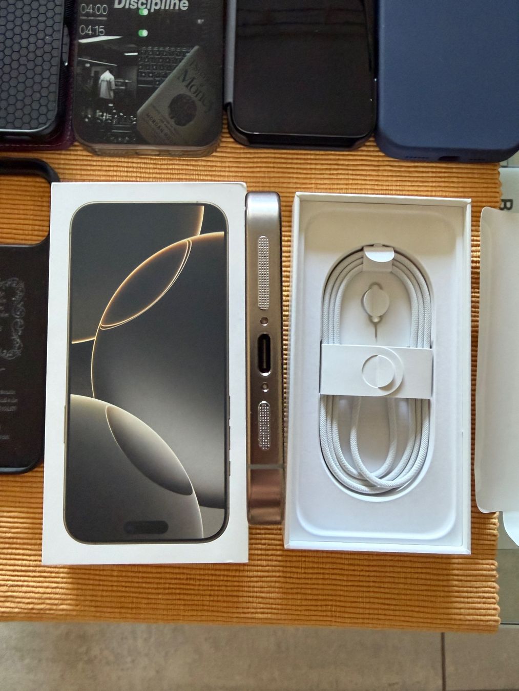 Apple Handys / Smartphones: iPhone 16 pro Max 512 GB – Neu (gemäss Beschreibung) aus Therwil von romabu 3