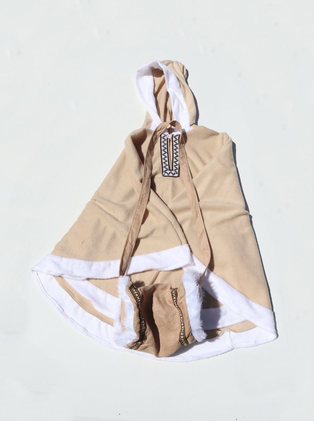 Costumes: Fasnachtskostüm Eskimo Poncho mit Tasche & Handschuhe – Neuf avec emballage d'origine à Rothenburg par aron2006 2